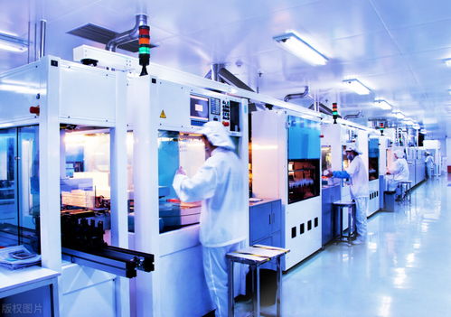 中企加速自主造芯步伐 16座晶圓廠在建，5個(gè)月產(chǎn)出1400億顆芯片，設(shè)備采購(gòu)額達(dá)385億美元